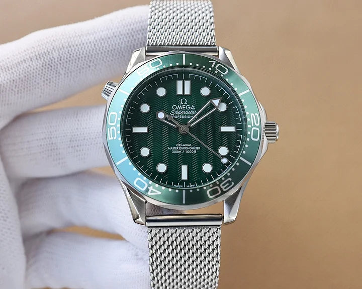 OMEGA Seamaster Diver 300M “60 Years of James Bond” 42mm Ref. 210.30.42.20.03.002