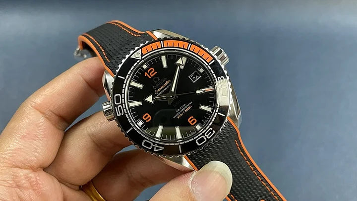 OMEGA Seamaster Planet Ocean 43.5mm Ref. 215.32.44.21.01.001 – Black Dial