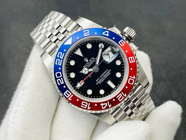 Rolex GMT-Master II 126710BLRO