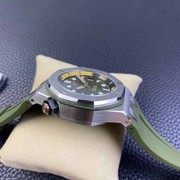 Audemars Piguet Royal Oak Offshore Diver 42mm Ref. 15720ST.OO.A052CA.01 – Gradient Dial