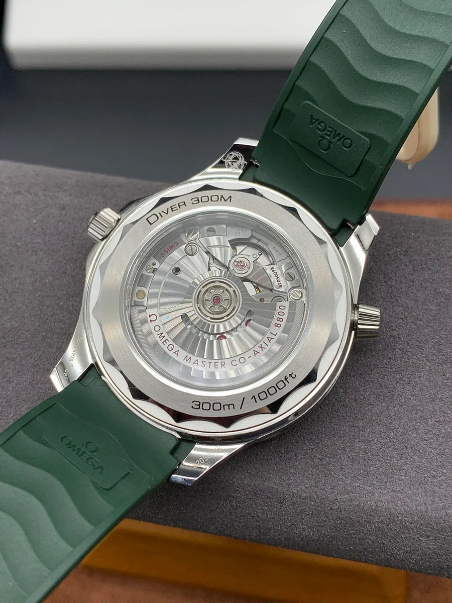 OMEGA Seamaster Diver 300M 42mm Ref. 210.32.42.20.10.001 – Green Dial