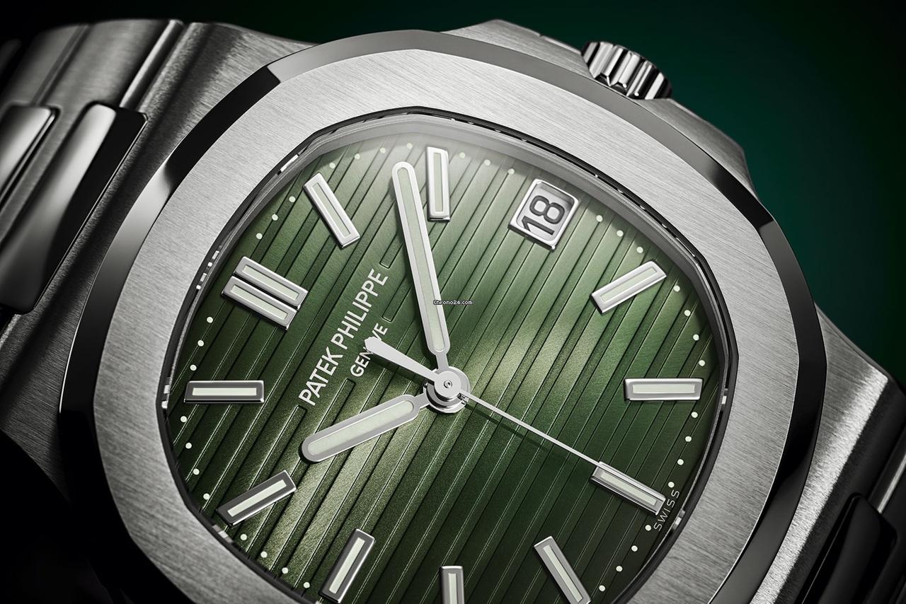Patek Philippe Nautilus 5711/1A-014 Featuring the Iconic Vert Olive Trame Gradient Dial